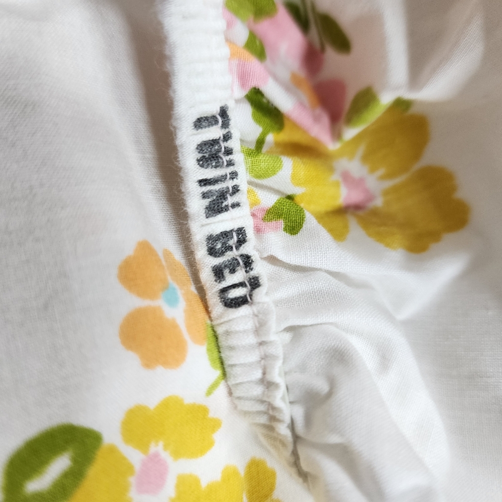 VINTAGE Retro 3pc Bedding 2 Floral Fitted Sheet 1 Top Sheet Twin - Picture 8 of 10